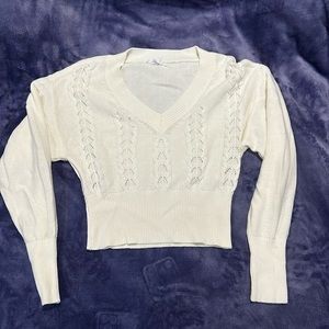 Stylish V-neck BCB generation cream sweater!
